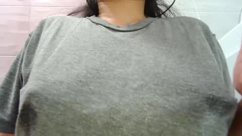 Snapshot of makulato chatting on 01/12/26, 04:12 Maya online show from 01/12/26, 04:12