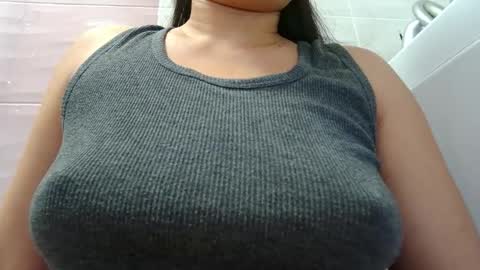 Snapshot of makulato chatting on 01/14/26, 03:28 Maya online show from 01/14/26, 03:28