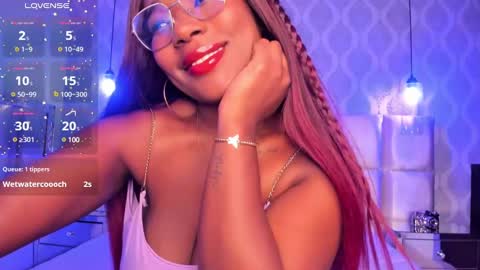 Snapshot of malaaiikaa chatting on 12/17/24, 06:56 malaaiikaa online show from 12/17/24, 06:56