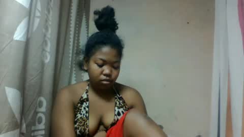 Snapshot of malalazah chatting on 06/12/26, 12:04 malalazah online show from 06/12/26, 12:04