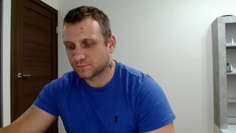 malchyshka online show from 10/17/25, 10:18