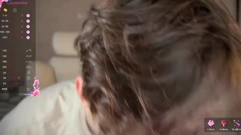 Snapshot of malcolm_yang chatting on 12/10/24, 12:27 Tom and Mark 3 online show from 12/10/24, 12:27