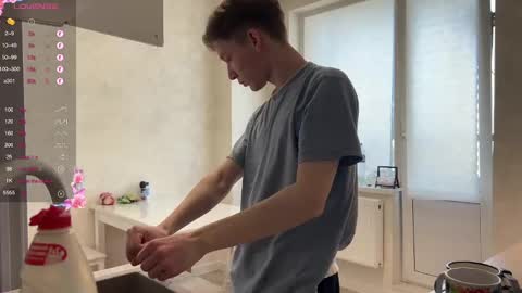 Snapshot of malcolm_yang chatting on 01/20/25, 09:03 Tom and Mark 3 online show from 01/20/25, 09:03