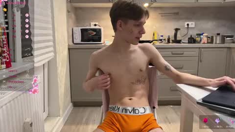 Snapshot of malcolm_yang chatting on 01/25/25, 06:13 Tom and Mark 3 online show from 01/25/25, 06:13