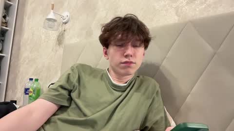 Snapshot of malcolm_yang chatting on 01/28/25, 06:28 Tom and Mark 3 online show from 01/28/25, 06:28