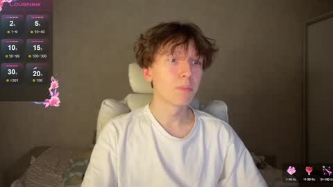 Snapshot of malcolm_yang chatting on 02/11/25, 06:22 Tom and Mark 3 online show from 02/11/25, 06:22