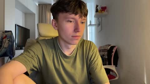 Snapshot of malcolm_yang chatting on 09/26/25, 01:59 Tom and Mark 3 online show from 09/26/25, 01:59