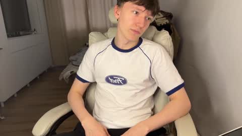 Snapshot of malcolm_yang chatting on 10/10/25, 12:04 Tom and Mark 3 online show from 10/10/25, 12:04