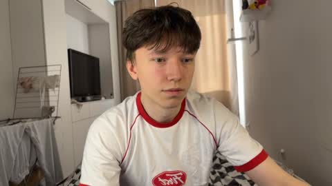 Snapshot of malcolm_yang chatting on 10/17/25, 07:11 Tom and Mark 3 online show from 10/17/25, 07:11