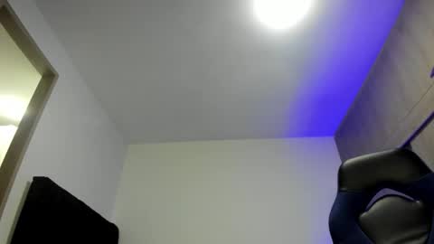 ADAM         online show from 11/06/25, 02:12