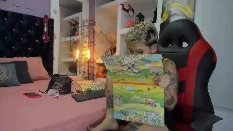 Malefica online show from 09/21/25, 02:24