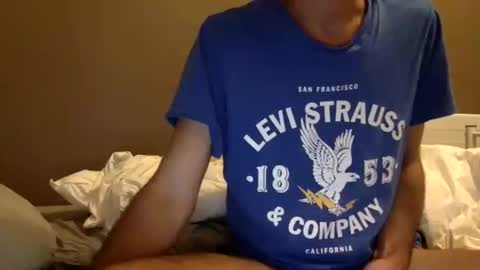 Snapshot of malefrench1 chatting on 10/25/25, 05:37 malefrench1 online show from 10/25/25, 05:37