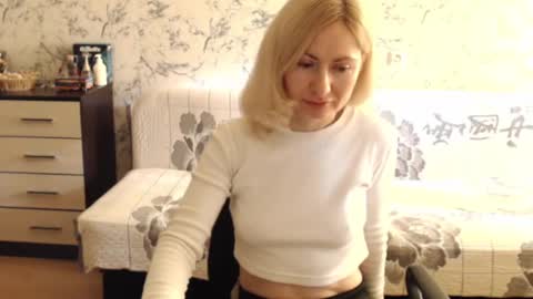 Malena online show from 09/30/25, 06:40