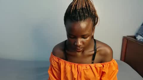 lati online show from 11/13/25, 12:26