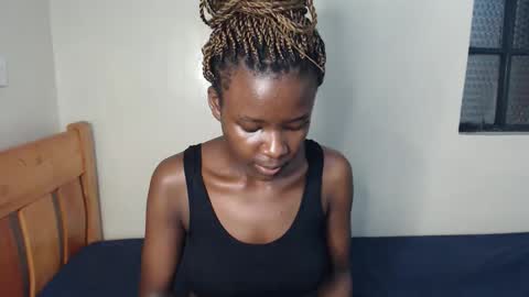 lati online show from 02/28/26, 12:44