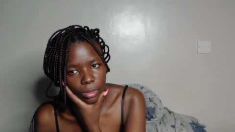 Snapshot of malia_latifa chatting on 07/14/26, 01:41 lati online show from 07/14/26, 01:41