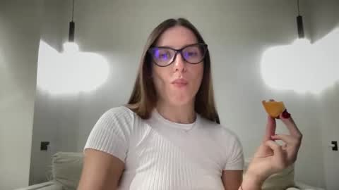 malina568708 online show from 02/02/25, 06:10