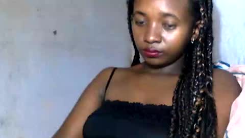 Snapshot of malinah01 chatting on 12/13/24, 10:41 malinah01 online show from 12/13/24, 10:41