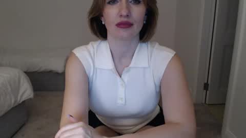 Snapshot of mallinia chatting on 03/09/25, 07:59 mallinia online show from 03/09/25, 07:59