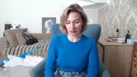 Snapshot of mallinia chatting on 05/14/26, 10:44 mallinia online show from 05/14/26, 10:44