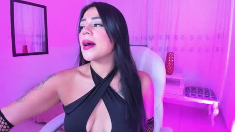 Mallorie online show from 04/20/26, 04:21