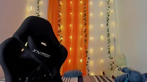  MaLlYs1  online show from 12/06/24, 07:56