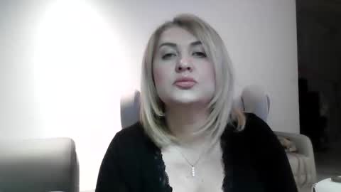 Snapshot of malorine chatting on 12/18/25, 05:08 malorine online show from 12/18/25, 05:08