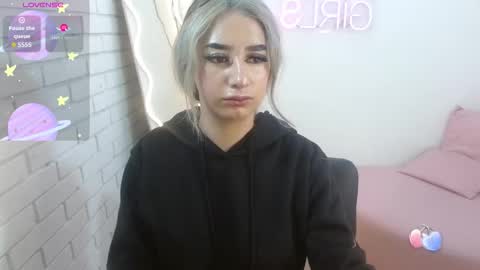 Malory  online show from 11/09/25, 11:41