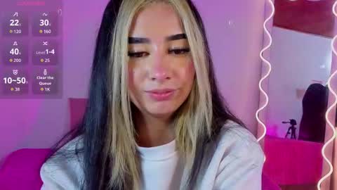 Malory  online show from 11/19/25, 07:03