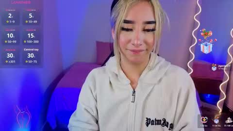 Malory  online show from 11/28/25, 11:24