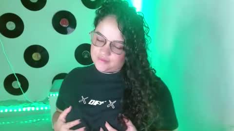 MI INSTAGRAM soy glory01 online show from 02/07/25, 09:48