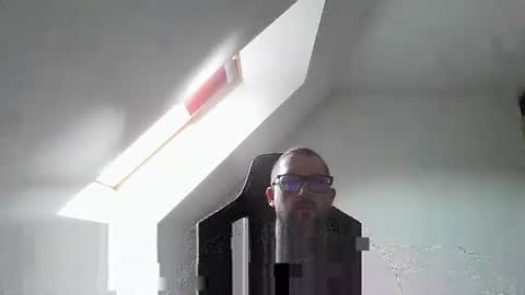 breton online show from 11/08/25, 10:26