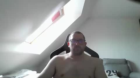 breton online show from 11/13/25, 09:19