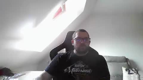 breton online show from 02/01/26, 12:04