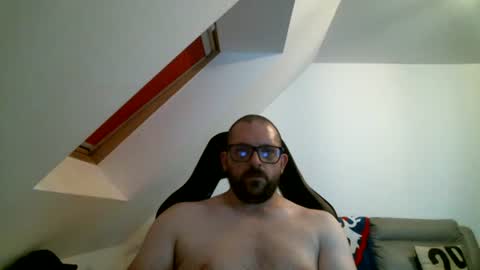 Snapshot of malou2927 chatting on 06/24/26, 03:16 breton online show from 06/24/26, 03:16