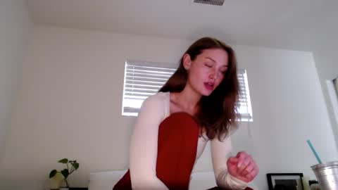 Snapshot of malthevalleyqueen chatting on 06/25/26, 05:39 Mal online show from 06/25/26, 05:39