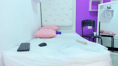 Malu online show from 01/26/25, 12:11