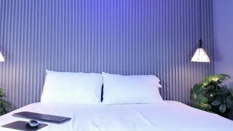 Snapshot of maludiazx chatting on 11/14/25, 05:11 Malu online show from 11/14/25, 05:11