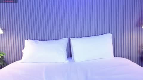 Snapshot of maludiazx chatting on 11/25/25, 05:46 Malu online show from 11/25/25, 05:46