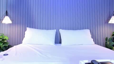 Snapshot of maludiazx chatting on 12/15/25, 05:06 Malu online show from 12/15/25, 05:06