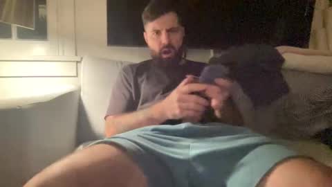 Snapshot of mamamylaramu chatting on 11/13/25, 08:35 mamamylaramu online show from 11/13/25, 08:35