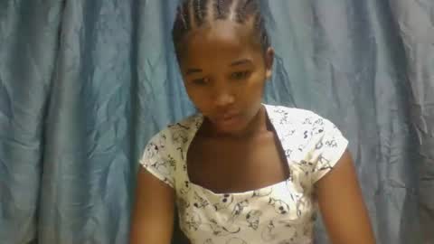 mamieriela online show from 03/08/26, 08:18