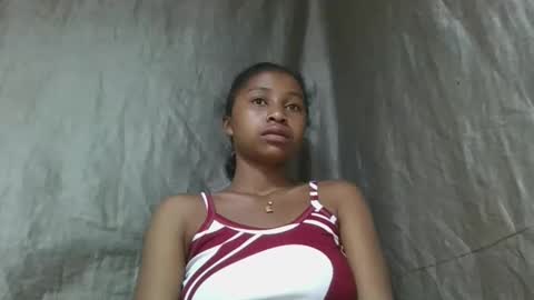 mamieriela online show from 04/15/26, 11:17