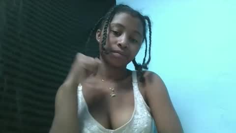 mamieriela online show from 05/20/26, 06:14