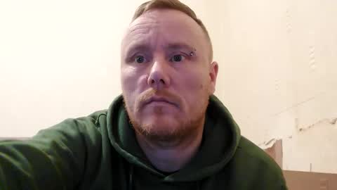 Snapshot of man0man1982 chatting on 02/16/25, 07:05 man0man1982 online show from 02/16/25, 07:05