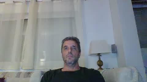 Snapshot of man211172 chatting on 01/27/25, 06:52 man211172 online show from 01/27/25, 06:52