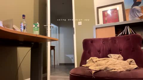 man38110 online show from 10/10/25, 02:43