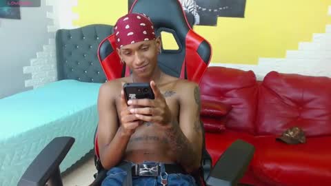 man_san11 online show from 11/08/25, 03:01