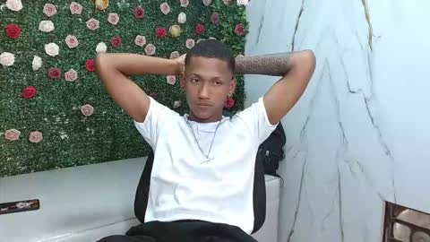 man_san11 online show from 11/30/25, 04:00