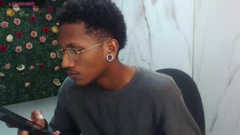 Snapshot of man_sant11 chatting on 04/18/26, 02:54 man_sant11 online show from 04/18/26, 02:54